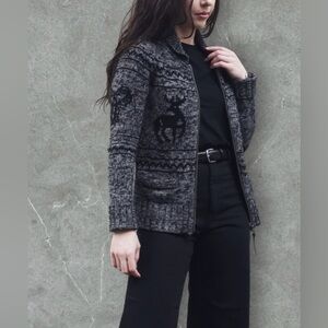 Aritzia TNA 100% lambswool gray/black zip reindeer sweater w pockets -S
